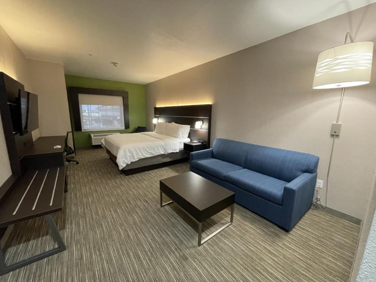 Holiday Inn Express Hotel And Suites Ada By Ihg Esterno foto