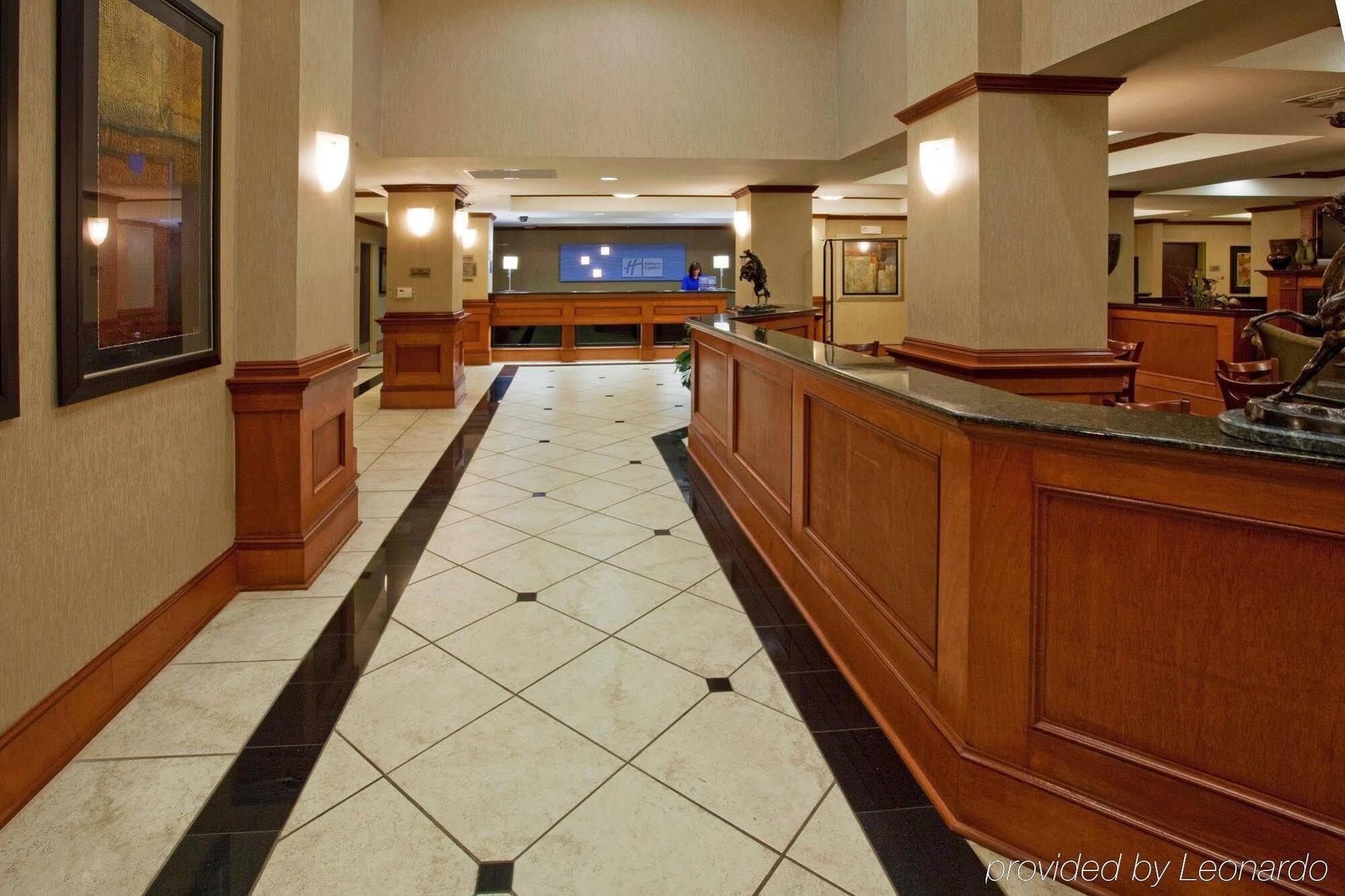 Holiday Inn Express Hotel And Suites Ada By Ihg Esterno foto